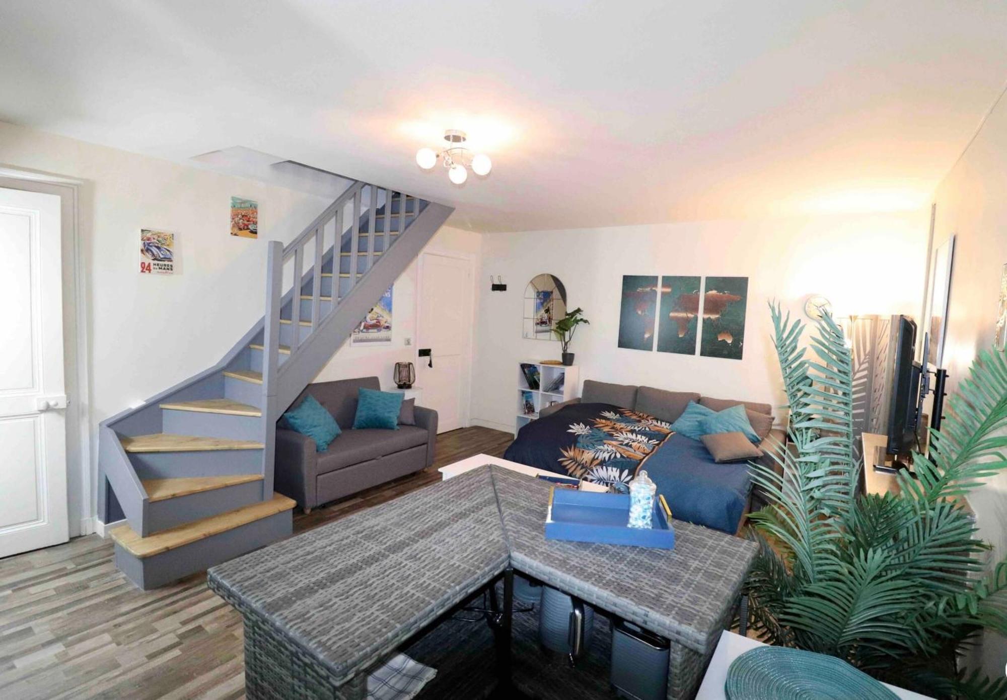 Appartement 2eme Etage Prive De Notre Maison-acces Au Jardin-smart Tv-streaming-wifi