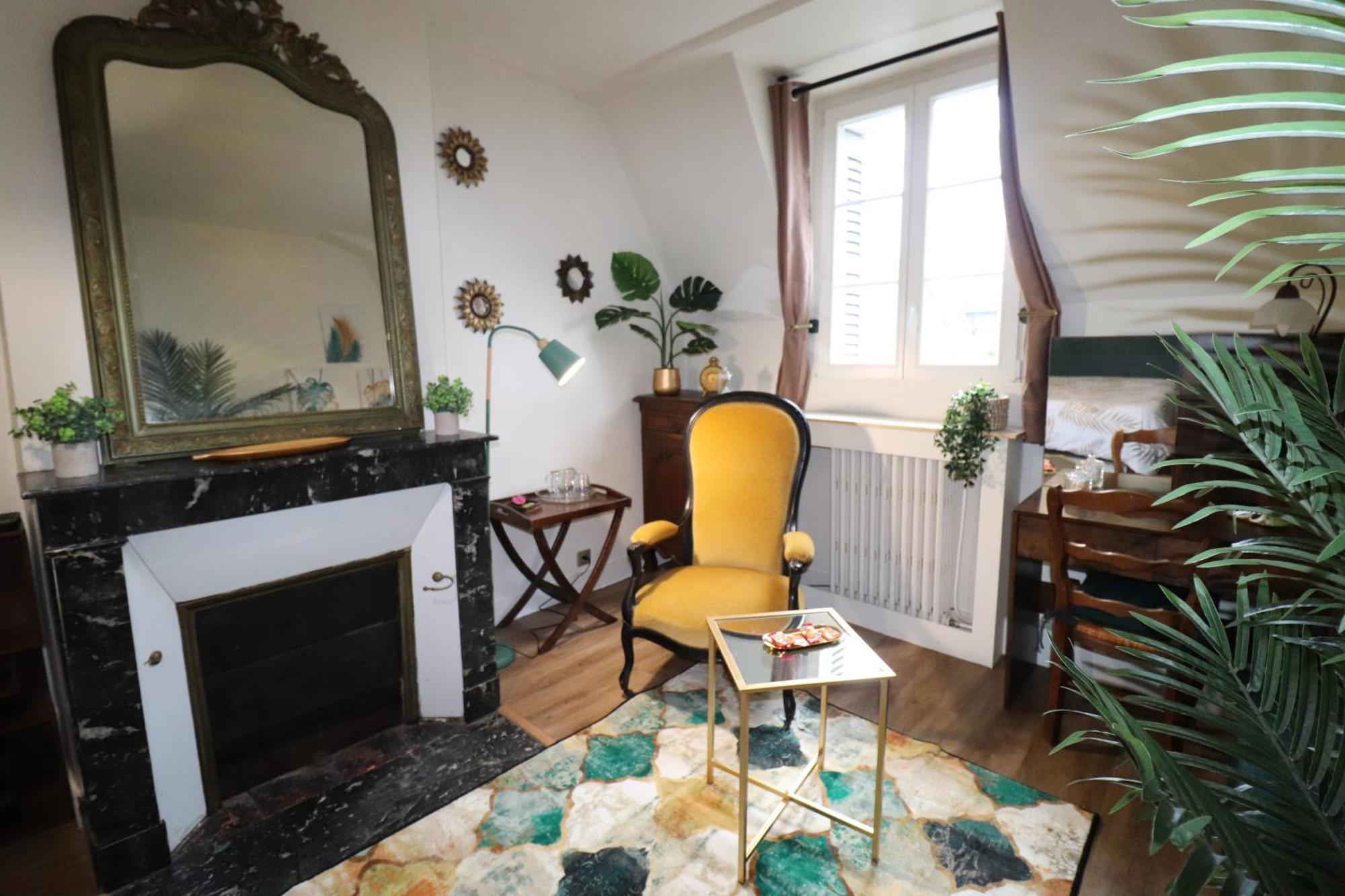 2eme Etage Prive De Notre Maison-acces Au Jardin-smart Tv-streaming-wifi
